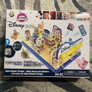 Mini Brand Dinsey Store